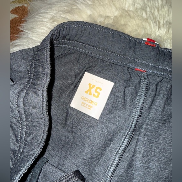 Tracksmith Women’s Session Jogger Pants — XS - Picture 3 of 6